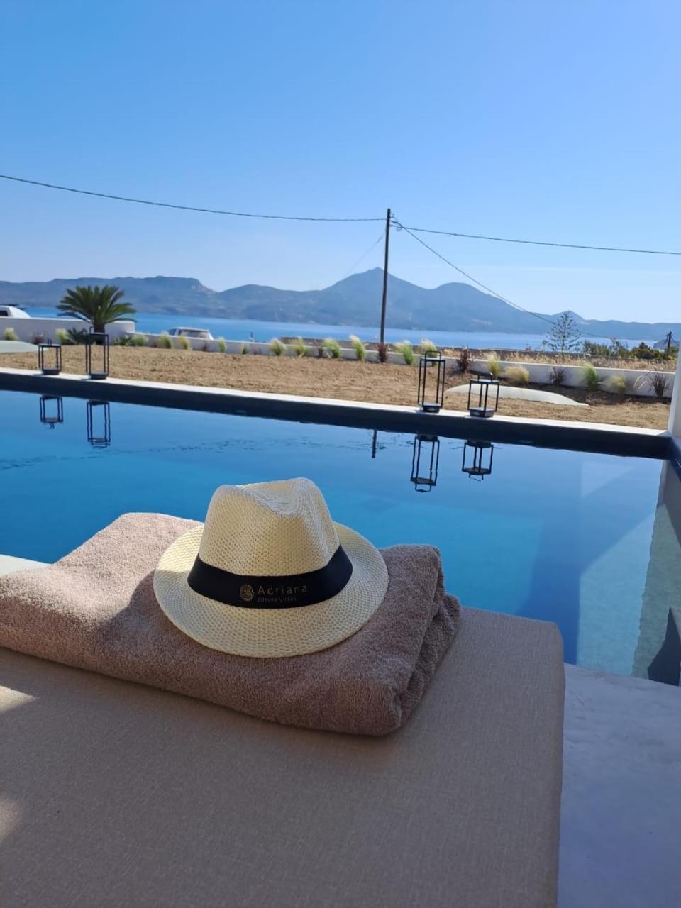 Adriana Luxury Villas Adamantas  Екстериор снимка