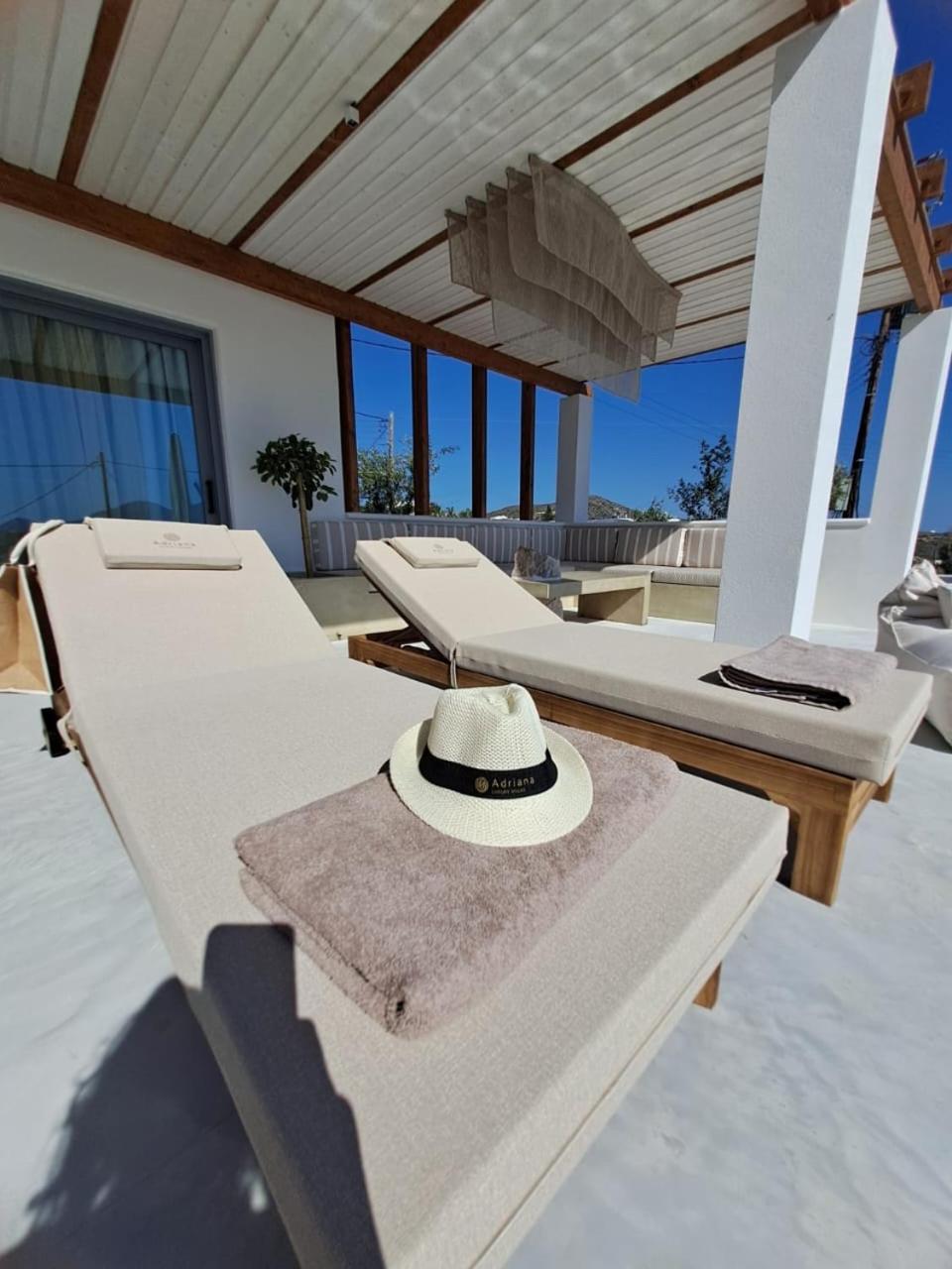 Adriana Luxury Villas Adamantas  Екстериор снимка