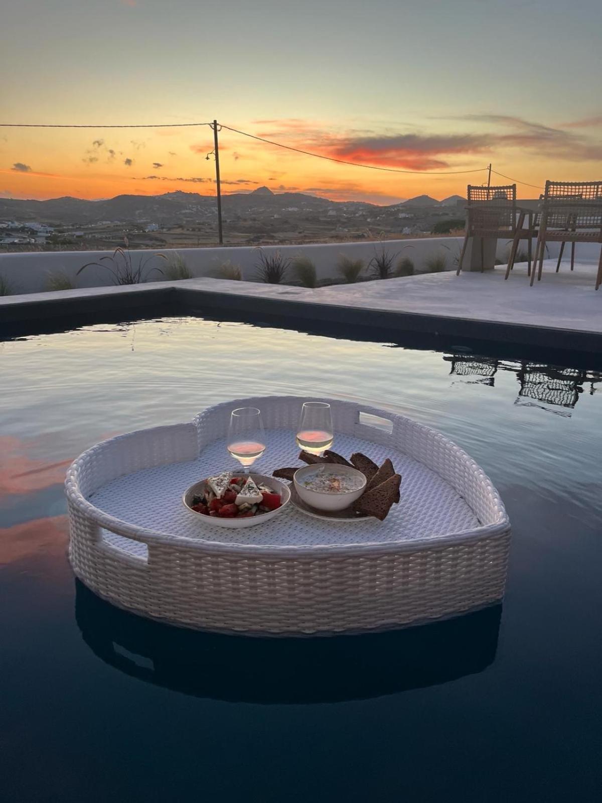 Adriana Luxury Villas Adamantas  Екстериор снимка