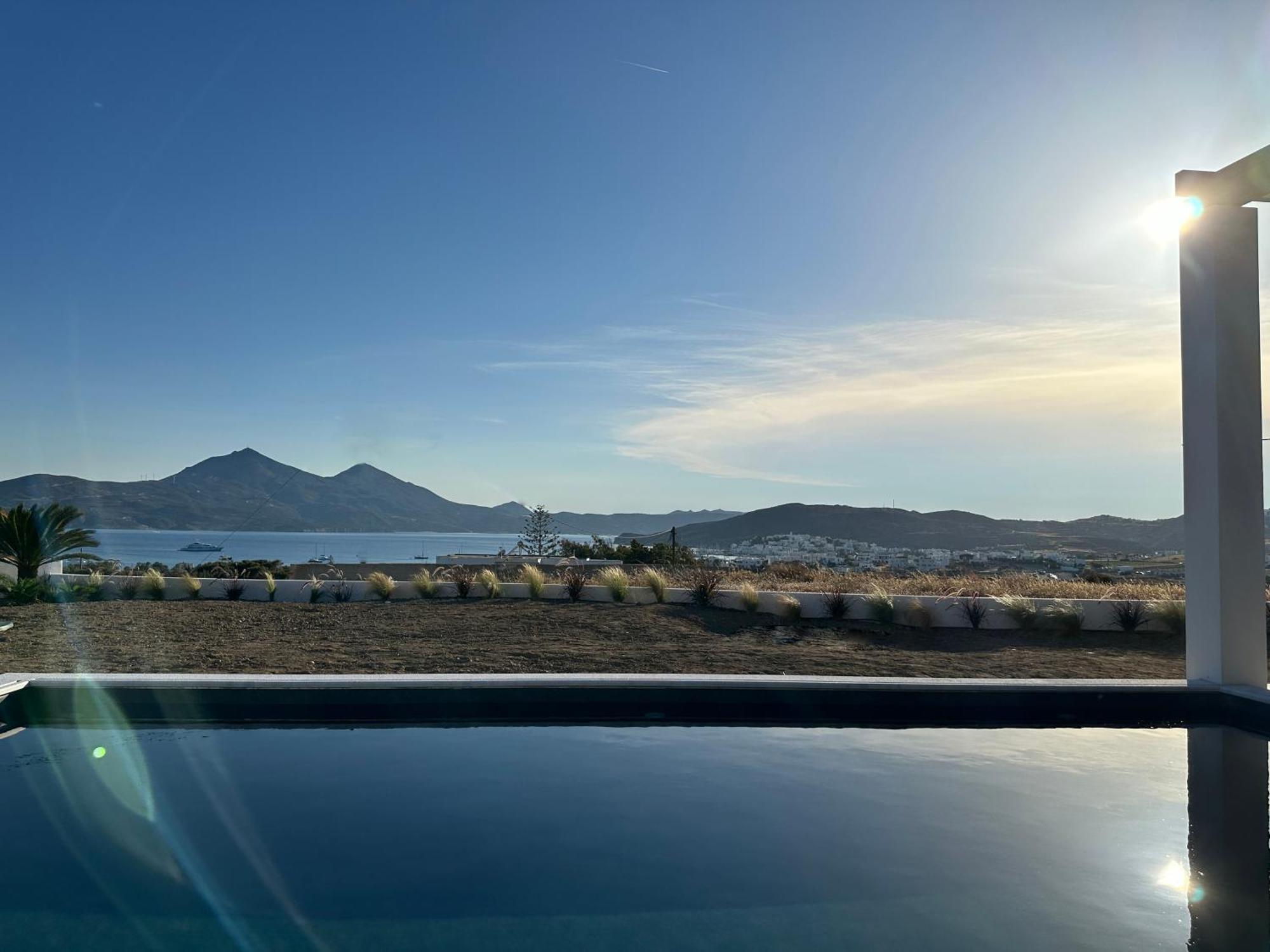 Adriana Luxury Villas Adamantas  Екстериор снимка